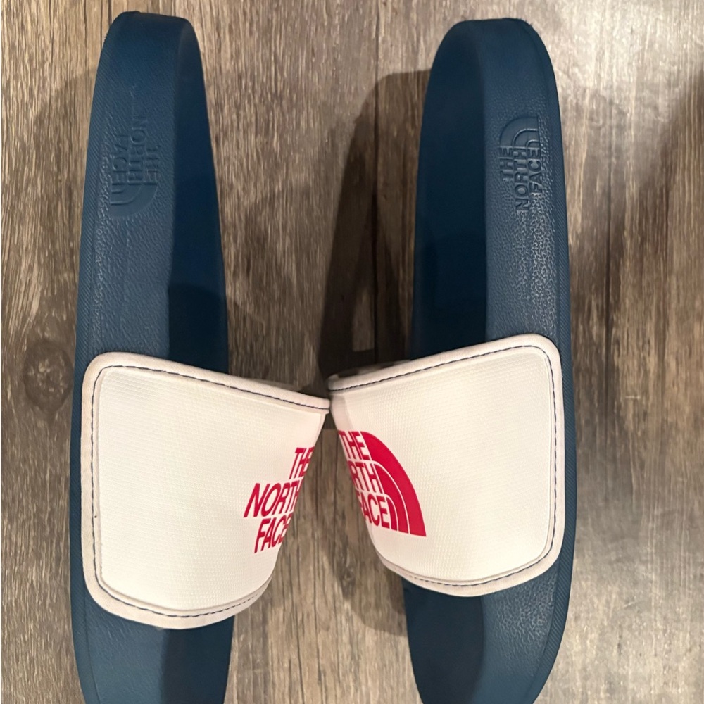 The North Face Women’s Bade Camp III Slides - Size 9 🔴⚪️🔵 - Picture 6 of 7